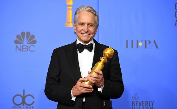 На фото: американский актёр и продюсер, обладатель двух премий «Оскар», шести «Золотых глобусов», а также премии «Эмми» Майкл Дуглас