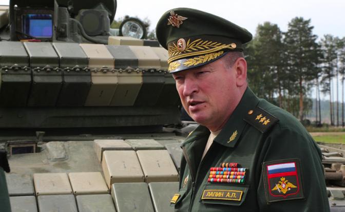 На фото: командующий войсками ЦВО генерал-полковник Александр Лапин